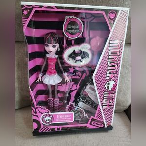 Monster High Booriginal Draculaura NIB With Display